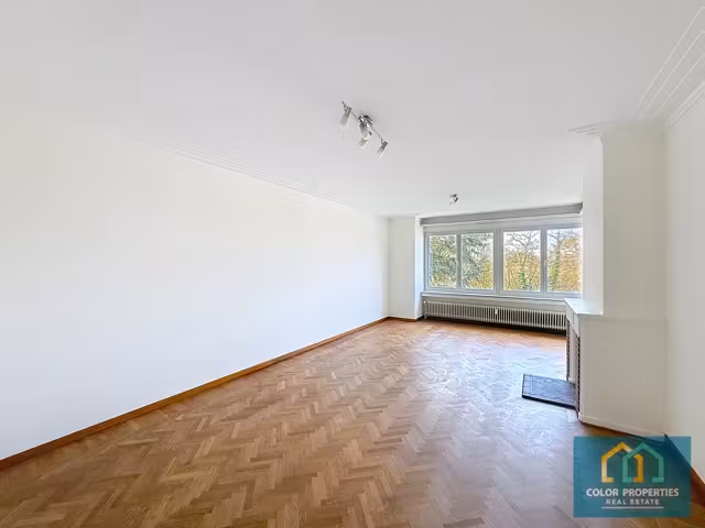 Appartement in Forest met terras en garage mogelijkheid