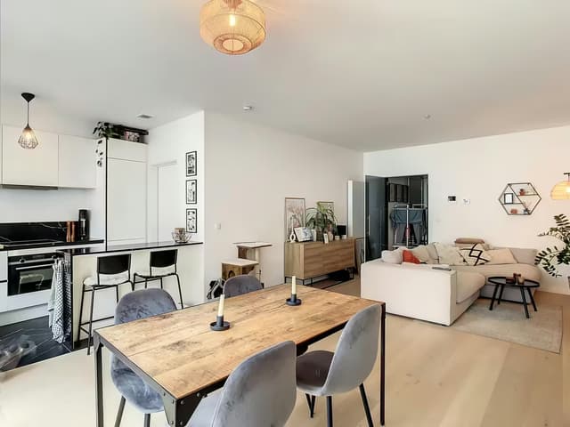 Recent gelijkvloers appartement met tuin te huur in Merksem