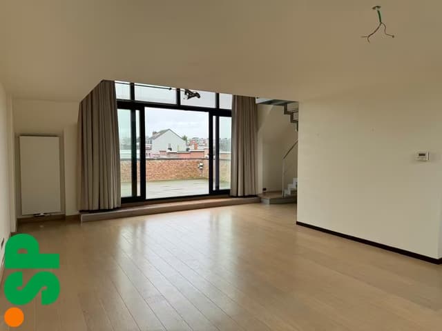 Loft met groot terras op een uitstekende locatie in Wilrijk