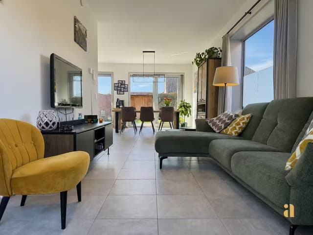 Energiezuinige en lichtrijke gezinswoning met zonnige tuin