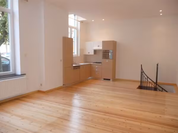 Montgomery! Nice furnished studio with terrace