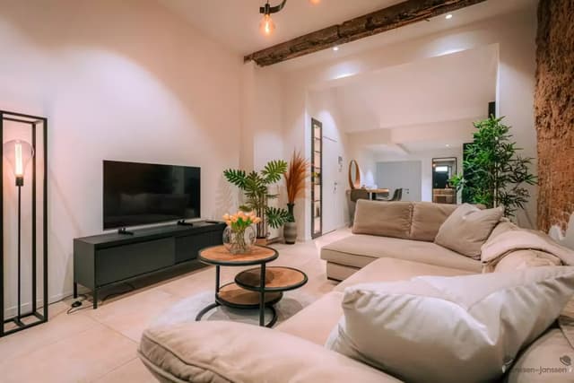 Instapklaar modern appartement in hartje Antwerpen