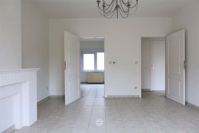 Gezellig appartement met garagebox te huur in Gent