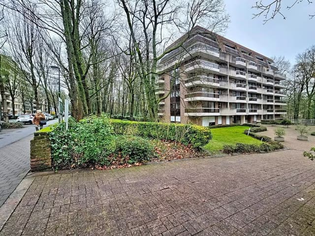 Appartement 3 chambres avec terrasse et parking à 1180 Uccle