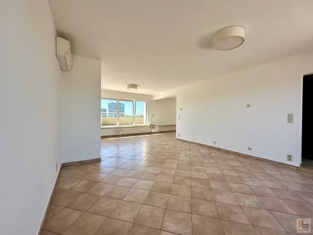 Penthouse met grote terrassen op topligging in Gent