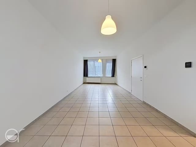 Leuk gelijkvloers 1-slaapkamerappartement met koer vlakbij Bourgoyen-Ossemeersen