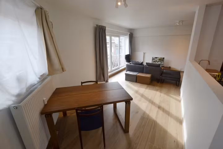 Appartement remis à neuf à Woluwe-Saint-Pierre