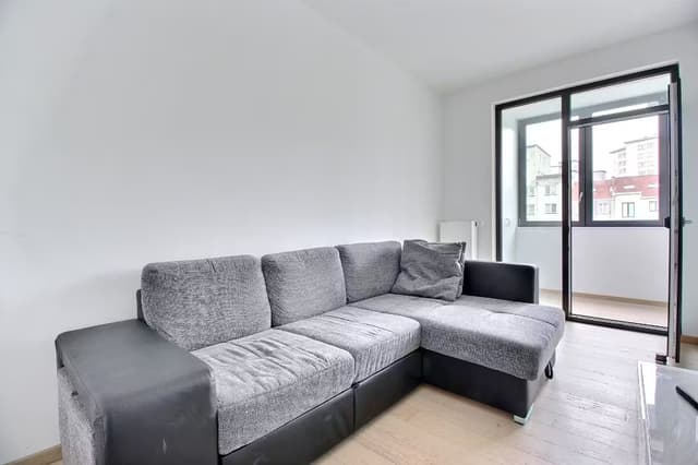 Kamer in medehuur in Anderlecht met privé douche