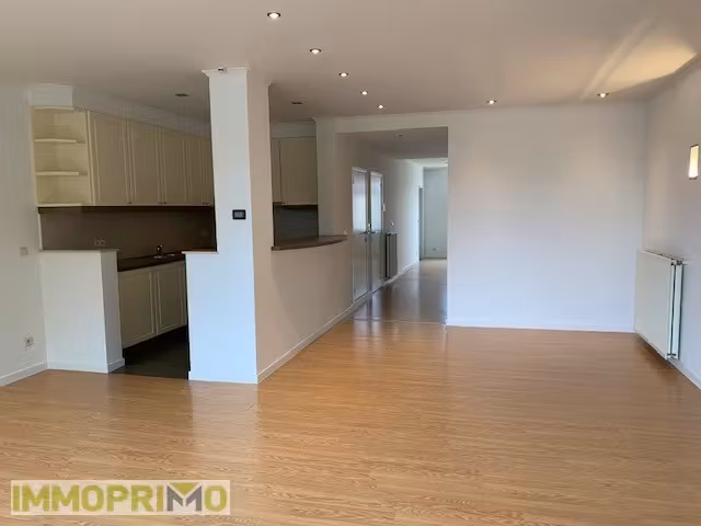 Ruim en lichtrijk appartement te huur in Borgerhout