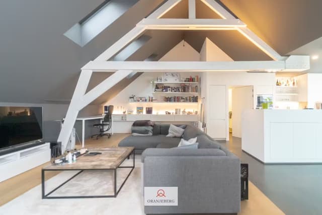 Zalige exclusieve penthouse met zuidgericht terras en uniek zicht op de torens