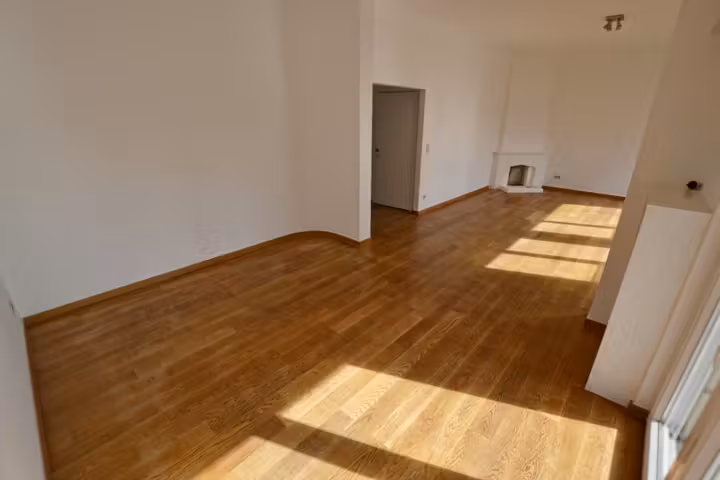 Rez-de-chaussée te huur in Woluwe-Saint-Pierre