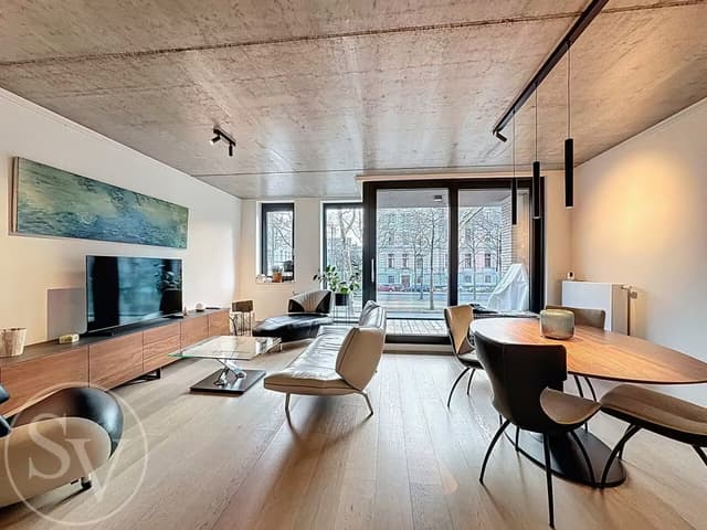 Jong, energiezuinig appartement met terras in Antwerpen