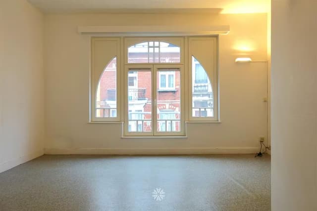 Gerenoveerd appartement te huur nabij Sint-Pietersstation Gent