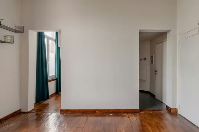 Studio met aparte slaapkamer in statige burgerwoning nabij Nordica 31