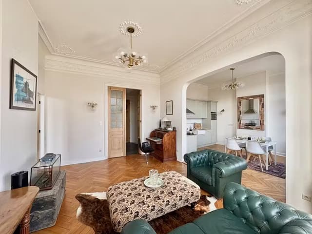 Stijlvol 2-slaapkamerappartement op wandelafstand van Centraal Station