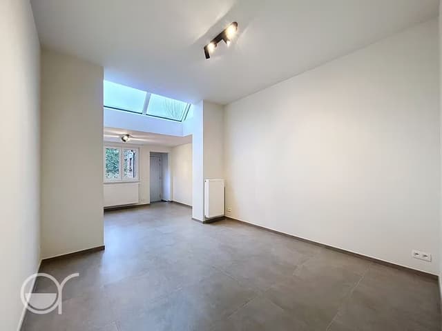 Rijwoning met 3 slaapkamers en tuin