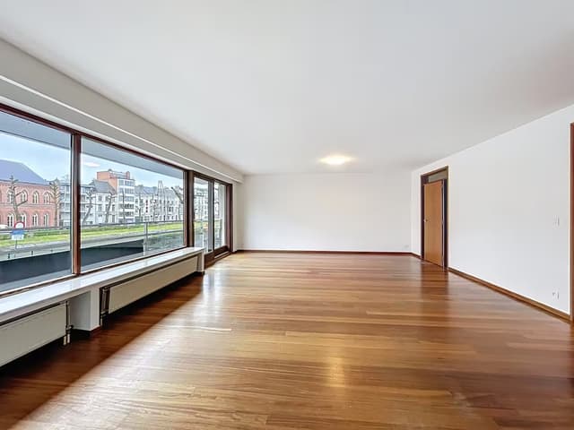 Appartement met 3 slaapkamers te huur in Gent