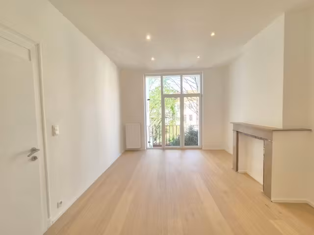 Appartement in karaktervol herenhuis te Schaerbeek