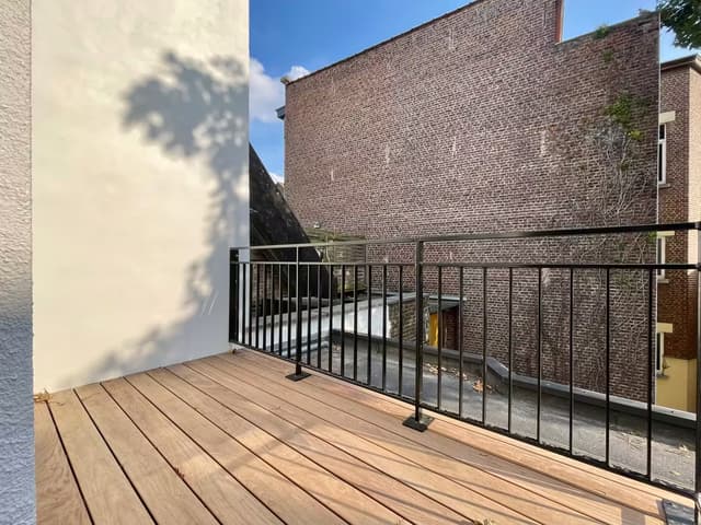 Penthouse in triplex te huur in Saint-Gilles