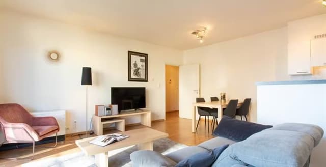 Bel appartement meublé 2 chambres proche Place du Luxembourg