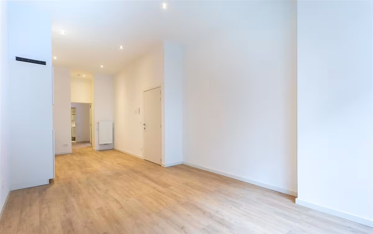 Recent gerenoveerd appartement met stadskoer aan Park Spoor Noord