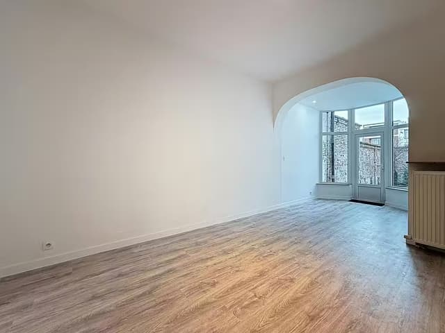 Gelijkvloers appartement met 1 slaapkamer te huur in Merksem