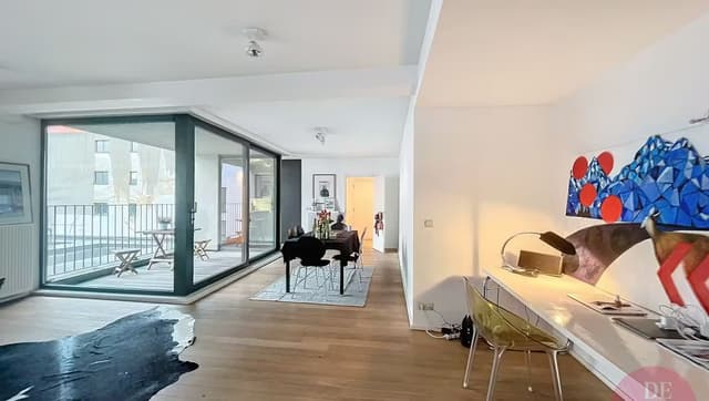 Centrum Brussel, gemeubeld appartement met 2 slaapkamers