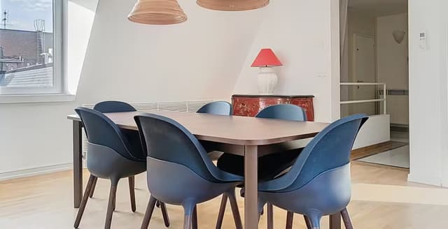 Appartement 3 chambres meublé – 5 et dernier étage