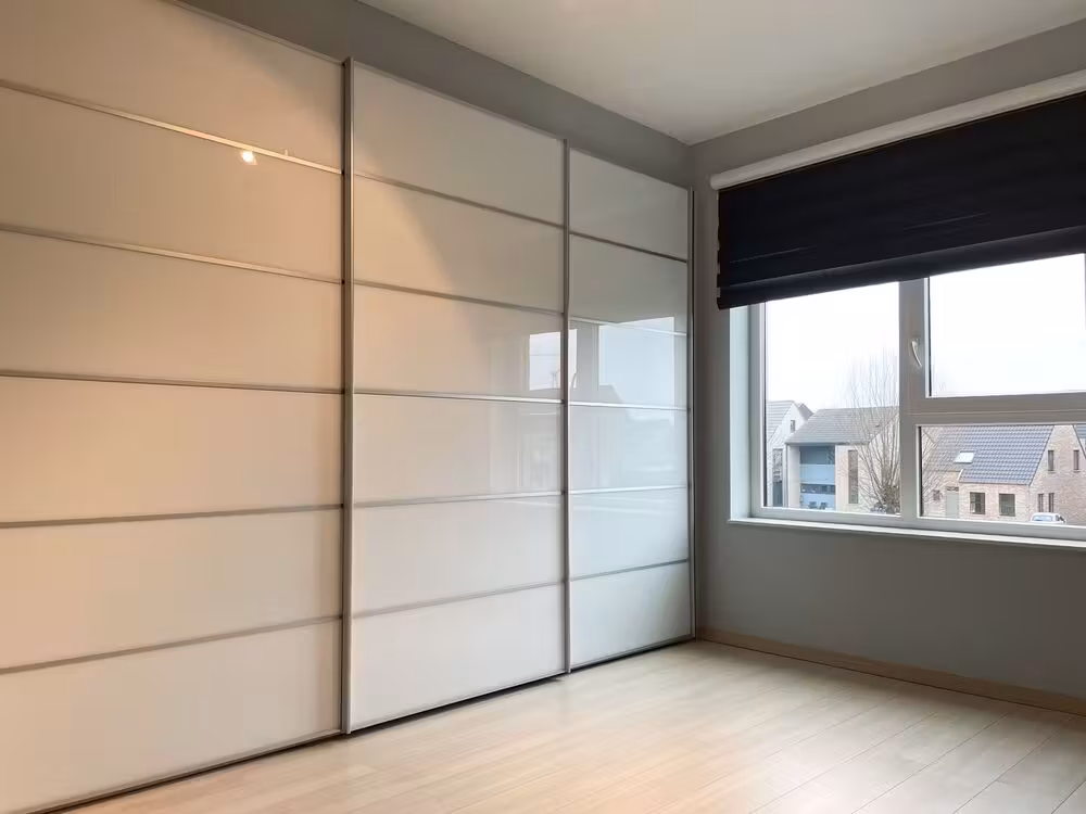 2-slaapkamerappartement met autostaanplaatsen te huur in Wondelgem