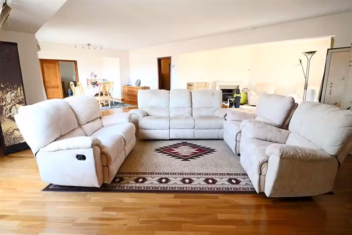 Spacieux penthouse duplex in Auderghem