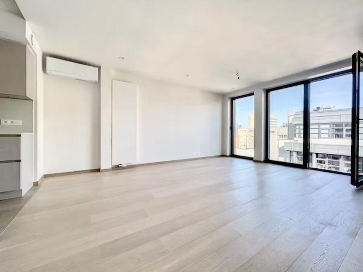 Adorable duplex 1 chambre avec terrasse in Quartier Europeen