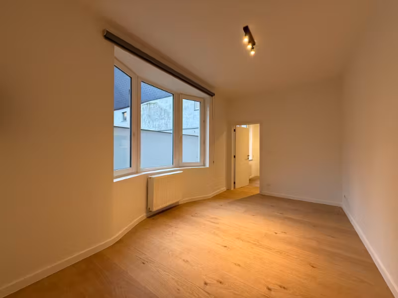 Leuk vernieuwd appartement nabij de Vlaanderenstraat