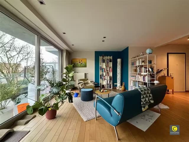 Ruim en lichtrijk 2-slaapkamerappartement met zonnig terras