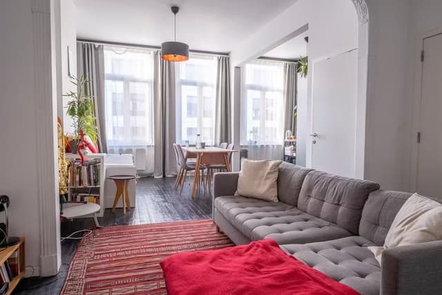 Licht en ruim 1 slaapkamer appartement te Berchem