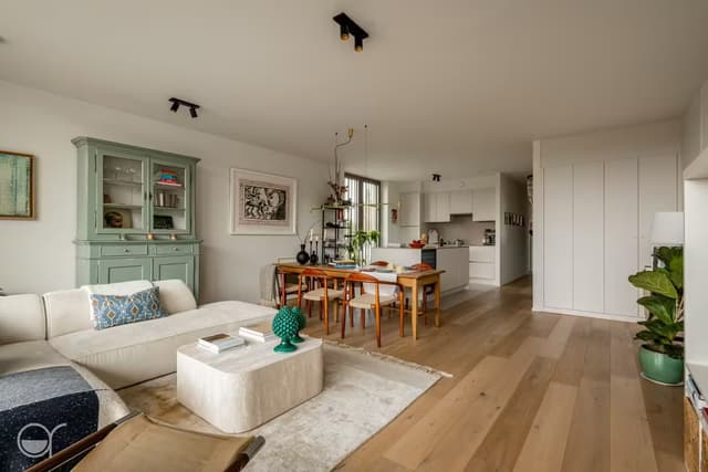 Luxe penthouse met drie kamers en een uitzonderlijk terras met parkeerplaats