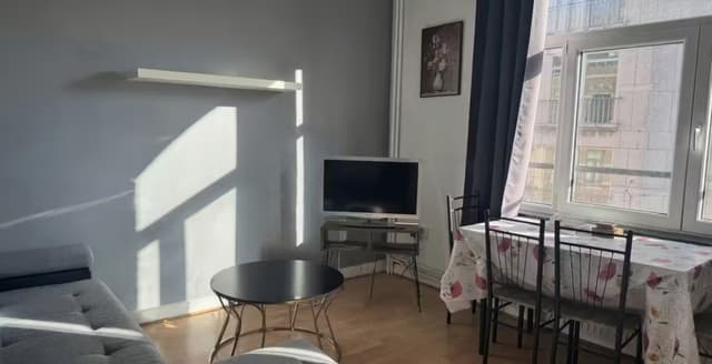 Appartement in het hart van Parvis St Pierre