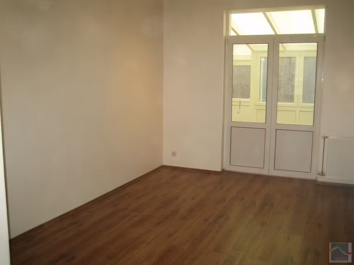 Appartement une chambre proche du Bois de la Cambre et des communications