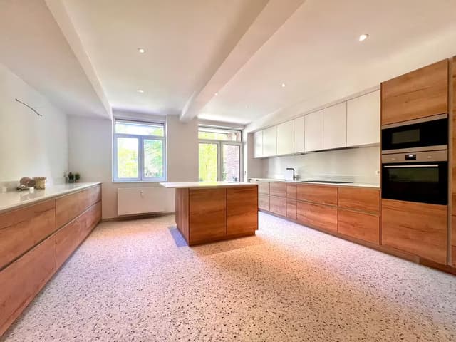 Superbe appartement lumineux entièrement rénové à Etterbeek