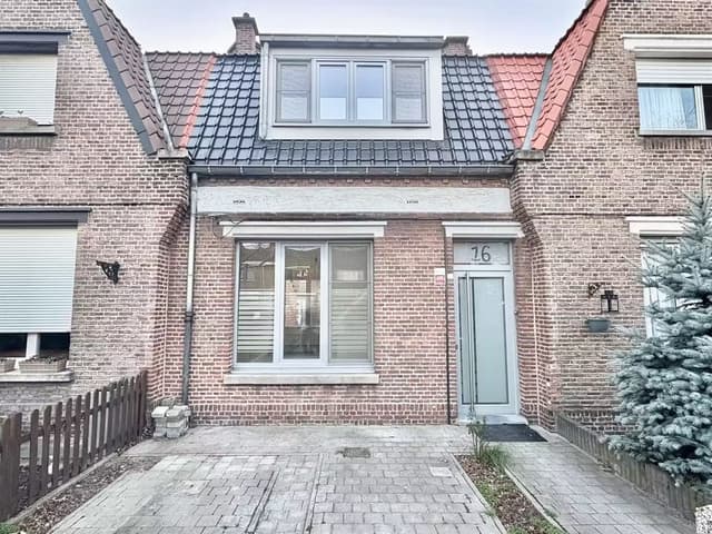Twee slaapkamer woning met tuin en tuinhuis te huur in Hoboken