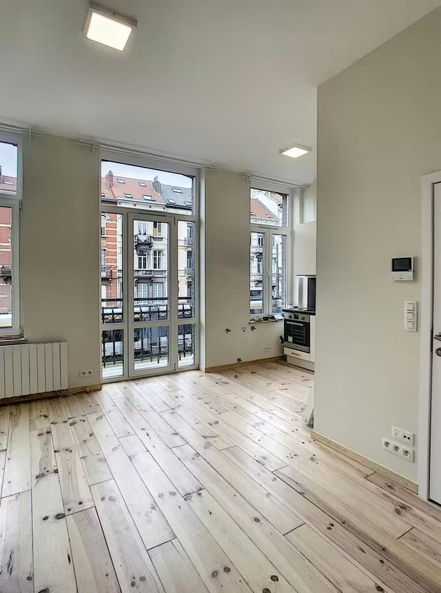 Mooi gerenoveerd 1 slaapkamer appartement in ULB wijk