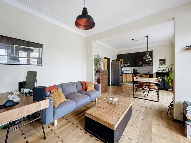 Charmant & lichtrijk 1 slaapkamer appartement te huur in Laken