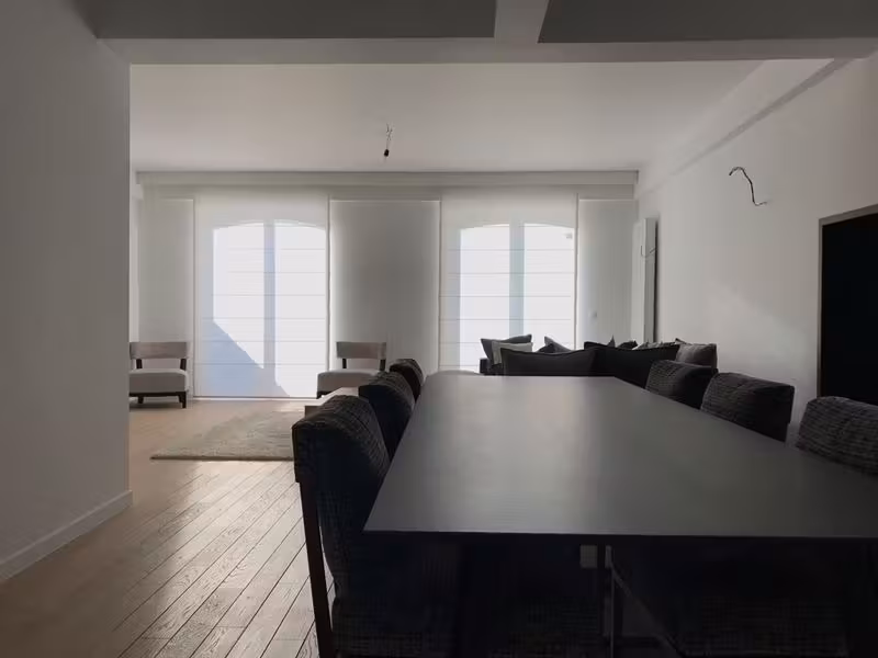 Magnificent unfurnished duplex with terrace in Saint-Gilles