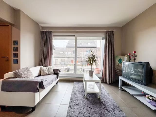 Duplexappartement met 3 slaapkamers en terras nabij UZ Gent