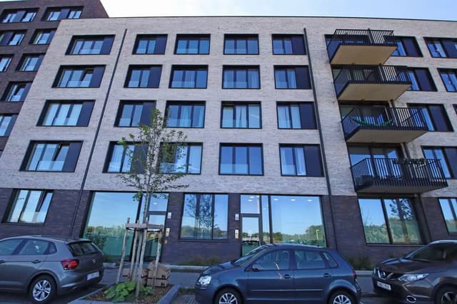 Recent en volledig gemeubeld appartement te huur in Anderlecht