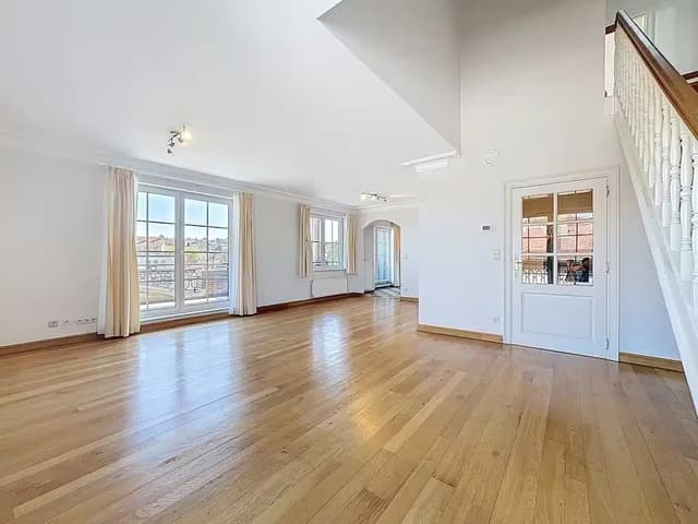 3 slaapkamer appartement - parking - Roodebeekwijk