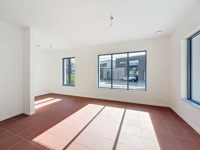 Nieuwbouw woning te huur met 3 slaapkamers en prachtige tuin