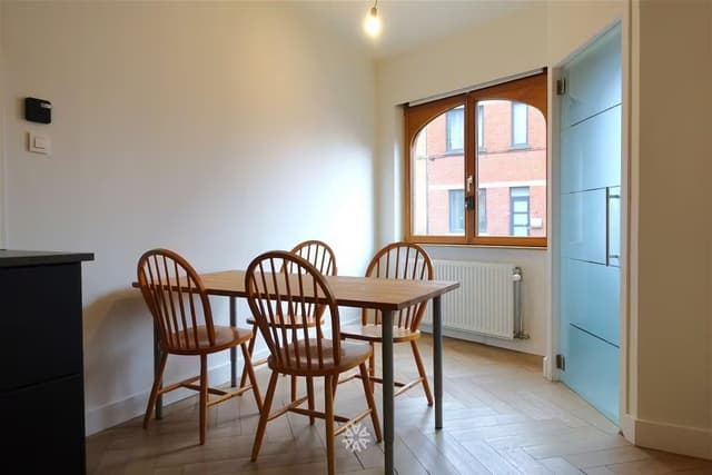 Gezellige rijwoning met terras te huur in Wondelgem