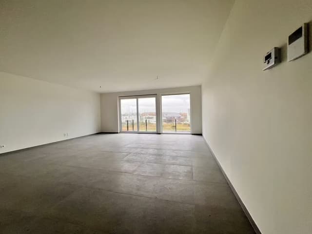 Splinternieuw appartement in Evergem