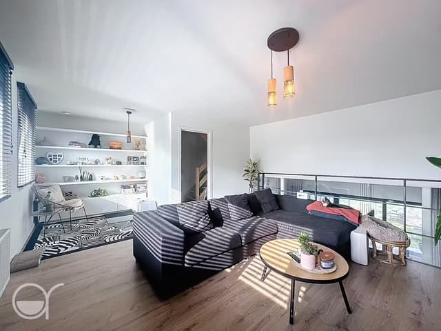 Ruime nieuwbouwwoning met garage en tuin