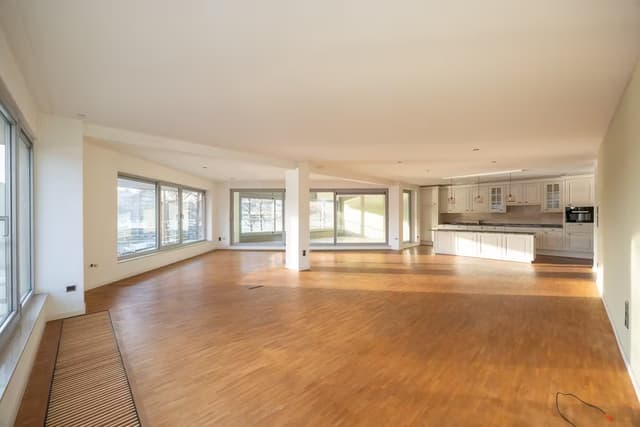 Zeer ruim appartement op top locatie in Antwerpen
